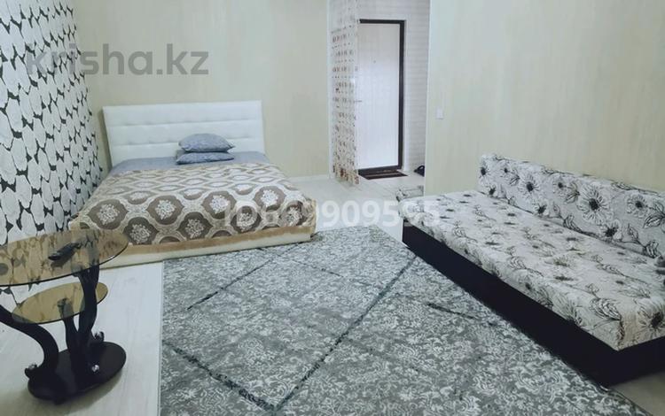 1-бөлмелі пәтер · 50 м² · 3/9 қабат, 11-й мкр 8, бағасы: 8 000 ₸ в Актау — фото 9