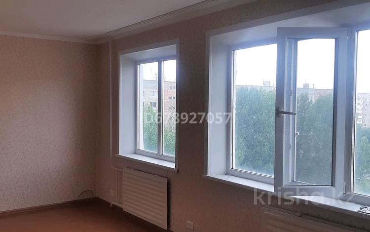 2-комнатная квартира, 54.9 м², 9/10 этаж, Майры 29 за 22 млн 〒 в Павлодаре — фото 2