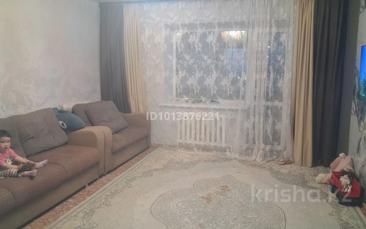 2-бөлмелі пәтер · 62 м² · 7/9 қабат, Микрорайон Карагайлы 35 — Абай арены, бағасы: 24 млн ₸ в Семее — фото 2