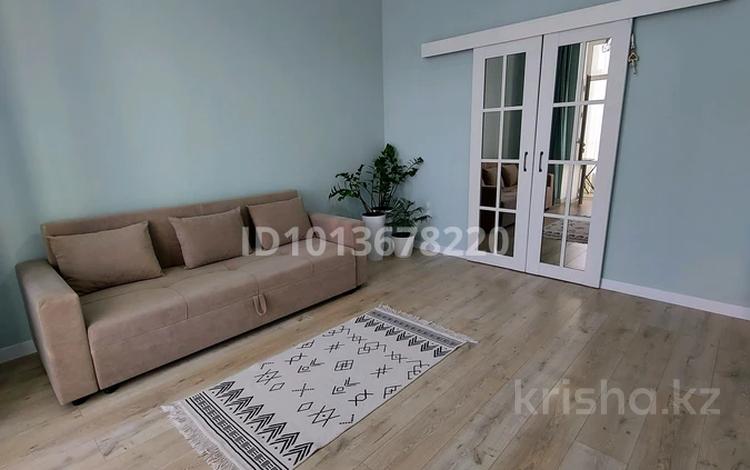 1-комнатная квартира · 37.5 м² · 6/9 этаж, Туран 46Б, 46Б/1, 46Б/2 за 32 млн ₸ в Астане, Нура р-н — фото 3