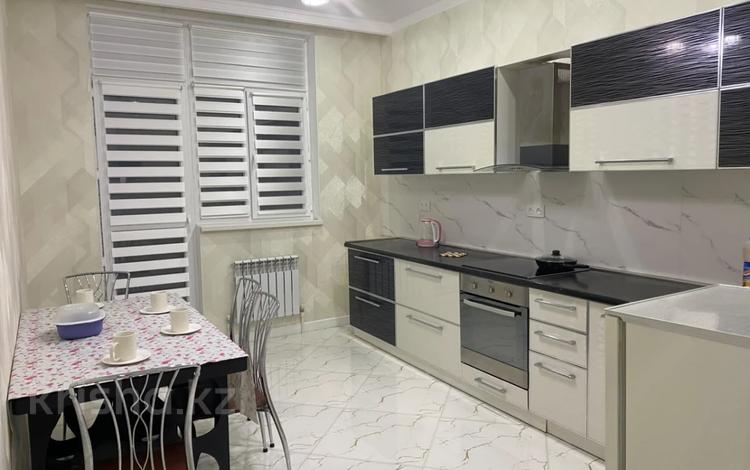 2-комнатная квартира · 84 м² · 6/15 этаж, 17-й мкр 54 за 29 млн ₸ в Актау — фото 3