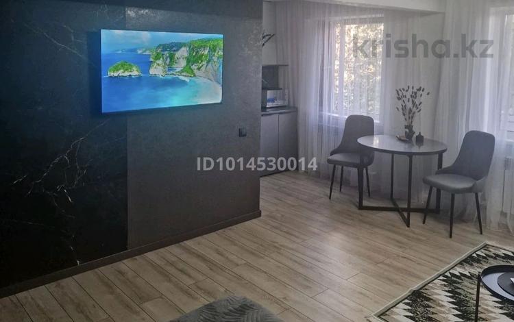 1-комнатная квартира · 40 м² · 17/20 этаж, 17-й микрорайон за 200 000 ₸ в Шымкенте, Аль-Фарабийский р-н — фото 2