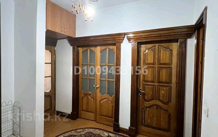 2-бөлмелі пәтер · 64 м² · 3/5 қабат, 3-й укрупенный квартал 8 — Султан базар и ажар напротив, бағасы: 150 000 ₸ в  — фото 2