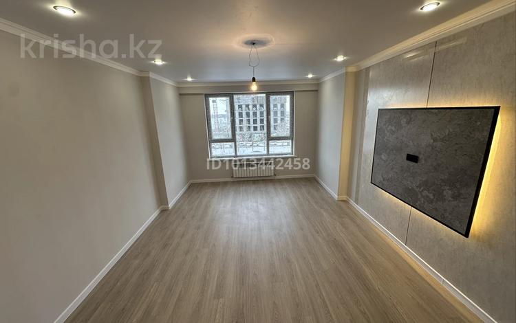 2-бөлмелі пәтер · 67 м² · 4/9 қабат, Рыскулова 1, бағасы: 43 млн ₸ в Алматы, Алатауский р-н — фото 2