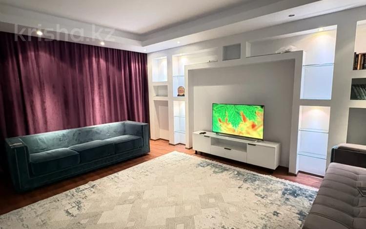 8-комнатная квартира · 400 м² · 12/13 этаж, Альфараби 97 — Ходжанова за 75 000 ₸ в Алматы, Бостандыкский р-н — фото 160