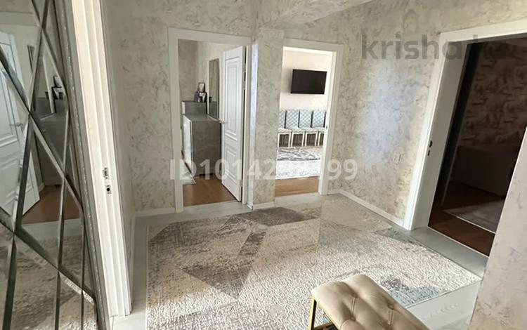 4-комнатная квартира · 110 м² · 4/6 этаж, Ғарышкерлер 15а за 48 млн ₸ в Жезказгане — фото 2