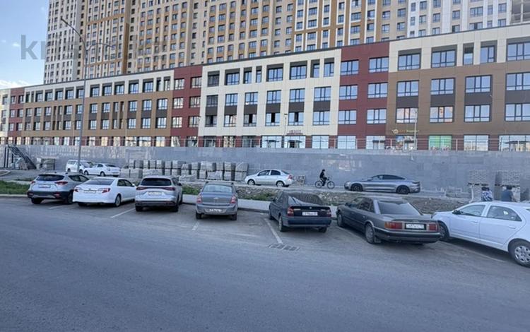 1-бөлмелі пәтер · 43.2 м² · 13/20 қабат, Нажмиденова 33 — Байтурсынова, бағасы: 18.5 млн ₸ в Астане, Алматы р-н — фото 2