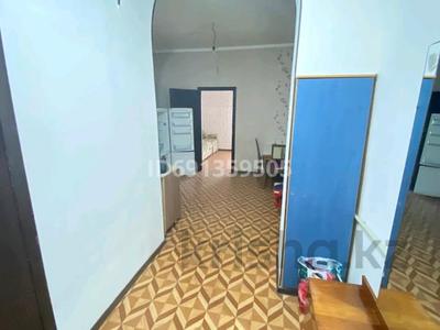 2-комнатная квартира, 40 м², 3/4 этаж, Абая 254 за ~ 8.7 млн 〒 в Талдыкоргане