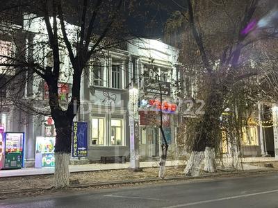 Кеңселер, дүкендер мен бутиктер, қоймалар, сұлулық салондары, білім орталықтары, ойын-сауық, конференц-залдар, кабинеттер және жұмыс орындары · 3 м², бағасы: 130 000 〒 в 