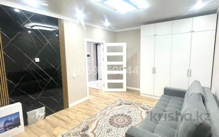 1-комнатная квартира, 40 м², 2/12 этаж помесячно, мкр Шугыла 139/10