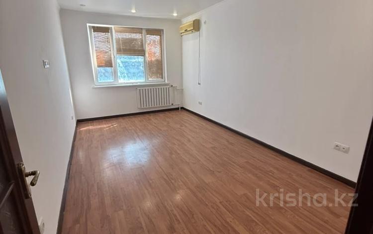 2-комнатная квартира · 56.7 м² · 5/5 этаж, 14-й мкр 28 за 12.7 млн ₸ в Актау — фото 2