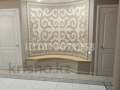6-комнатная квартира · 165 м², Абая 35/37 за 1 млн ₸ в Алматы, Алмалинский р-н