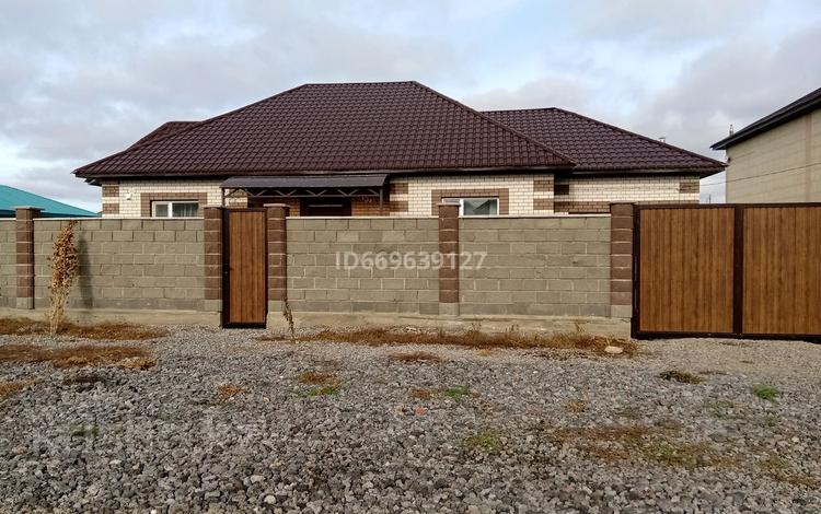 Жеке үй · 4 бөлме · 110 м² · 10 жүзд., Шестихатка, бағасы: 40 млн ₸ в Актобе — фото 31