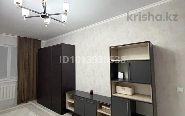 1-комнатная квартира · 45 м² · 2/5 этаж, мкр Саялы за 27 млн ₸ в Алматы, Алатауский р-н — фото 2