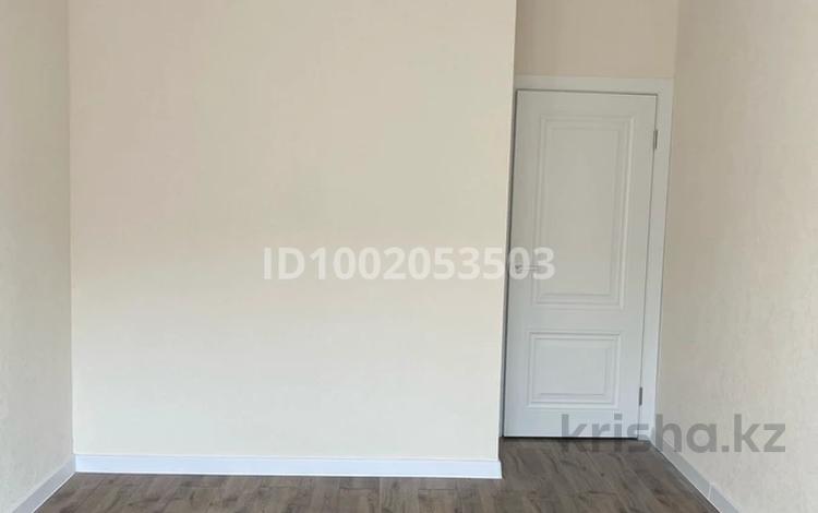 2-бөлмелі пәтер · 47 м² · 9/11 қабат, Райымбека 210, бағасы: 300 000 〒 в Алматы, Алмалинский р-н — фото 2