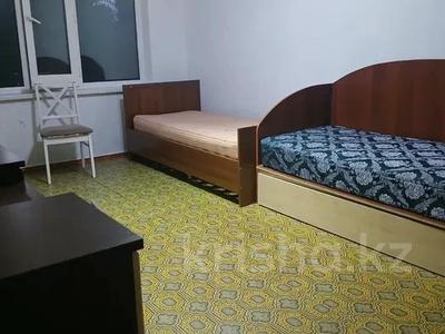 3-комнатная квартира · 60 м² · 2/5 этаж, Самал 15 за 130 000 ₸ в Талдыкоргане, мкр Самал