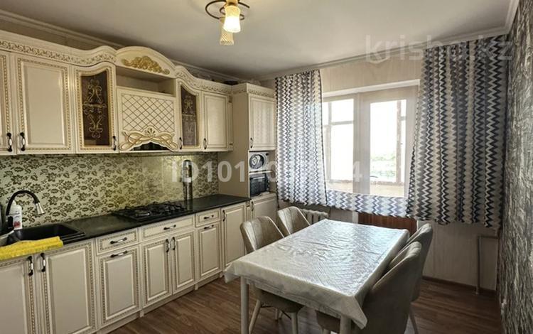 2-бөлмелі пәтер · 55 м² · 5/5 қабат, 5 мкр 55, бағасы: 26 млн ₸ в Конаеве — фото 2