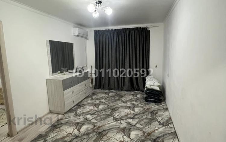 2-комнатная квартира · 50 м² · 5/5 этаж, проспект Абая за 15 000 ₸ в  — фото 2
