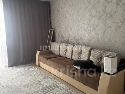 Аренда квартир в Восточно-Казахстанской обл.: 1-комнатная квартира · 45 м² · 3/10 этаж, Есенберлина 13/4 за 200 000 〒 1-комнатная квартира · 45 м² · 3/10 этаж, Есенберлина 13/4 за 200 000 〒 в Усть-Каменогорске, Ульбинский