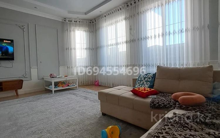 Отдельный дом · 6 комнат · 300 м² · 5 сот., мкр Акжар 224 — Касым Толебекова участок N.200 рядом есть гимназия за ~ 122.2 млн ₸ в Алматы, Наурызбайский р-н — фото 5