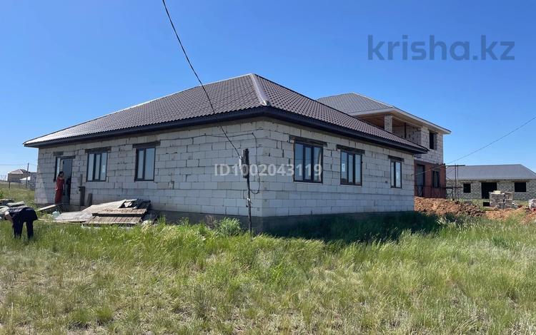 Отдельный дом · 5 комнат · 180 м² · 10 сот., Жанаконыс 4 за 20 млн 〒 в Актобе, жилой массив Жанаконыс-4 — фото 2