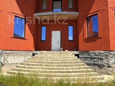 Отдельный дом · 6 комнат · 630 м² · 12 сот., Булакты 13 — Болашак ДУЛАТ за 60 млн 〒 в Актобе