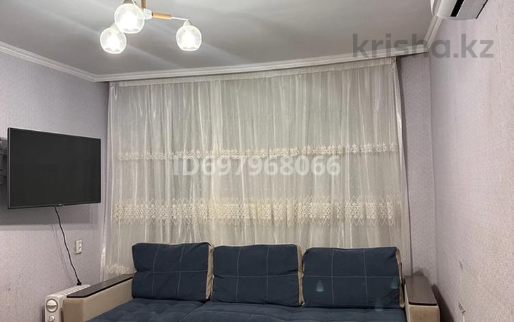 1-бөлмелі пәтер · 30 м² · 1/5 қабат, 408 квартал Бозтаева 14дом 14, бағасы: 130 000 ₸ в Семее — фото 4