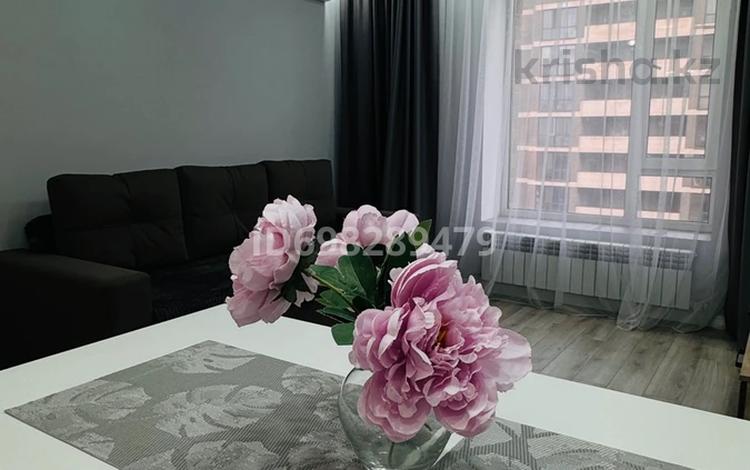 1-комнатная квартира · 40 м² · 9/12 этаж · посуточно, Кабанбай батыра 59 за 17 000 〒 в Астане, Есильский р-н — фото 16