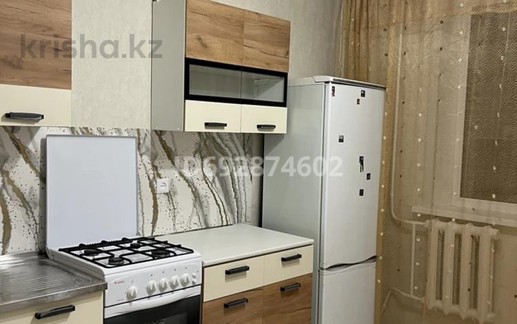 2-бөлмелі пәтер, 55 м², 3/10 қабат ай сайын, 7-й микрорайон, 7 микрорайон 16, бағасы: 150 000 〒 в Костанае, 7-й микрорайон — фото 2