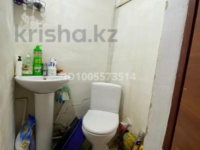 Часть дома · 3 комнаты · 21.12 м² · 2.85 сот., Аманжолова 79 9 за 6 млн ₸ в Уральске