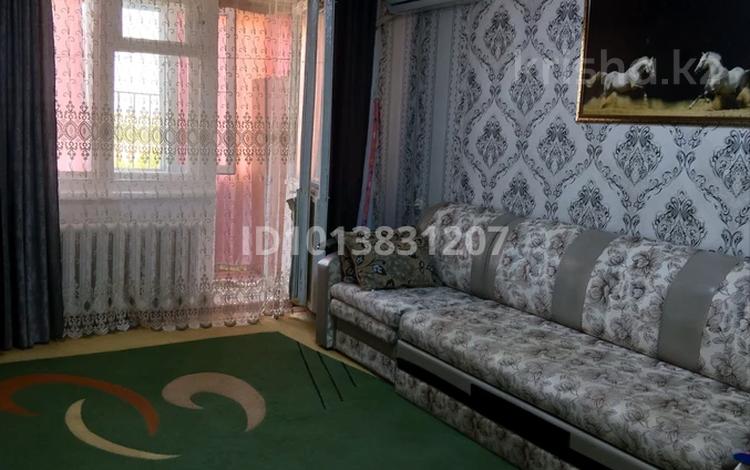 2-бөлмелі пәтер · 44.3 м² · 5/5 қабат, 11 мкр 24 — Между супермаркетом Алтын и детским садом Дружба, бағасы: 4.2 млн ₸ в Житикаре — фото 2