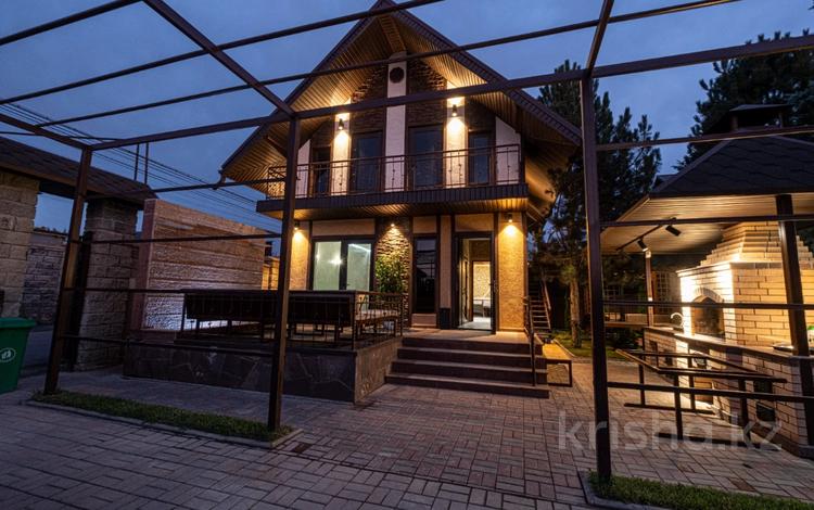 Дом · 6 комнат · 260 м², Тауелсиздик 13 за 150 000 〒 в Алматы, Наурызбайский р-н — фото 71