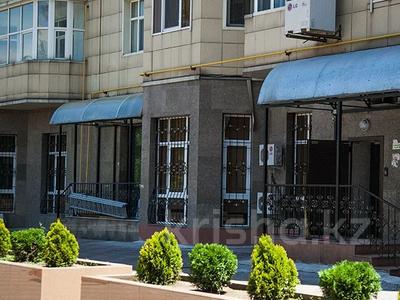 7-бөлмелі пәтер · 288.1 м² · 7/7 қабат, Хаджи Мукана 39, бағасы: 253.1 млн ₸ в Алматы, Медеуский р-н