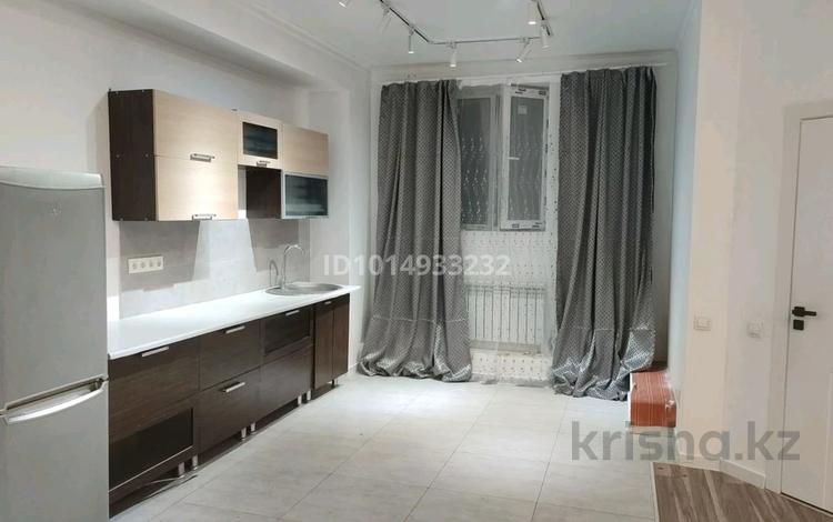 1-комнатная квартира · 45 м² · 1 этаж, мкр Калкаман-1 5 за 300 000 ₸ в Алматы, Наурызбайский р-н — фото 2