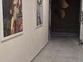 2-комнатная квартира · 64 м² · 6/6 этаж, Майкудук, ​067-й учетный квартал 502 за 250 000 ₸ в Караганде, Алихана Бокейханова р-н — фото 2