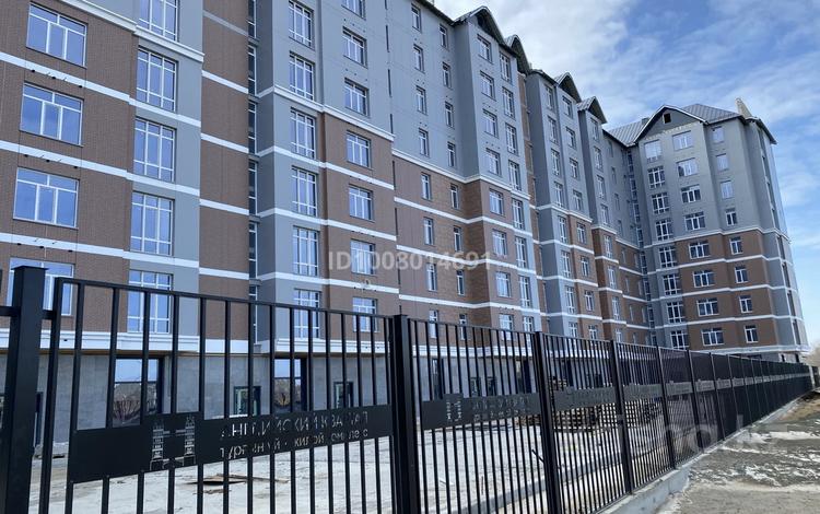 1-комнатная квартира · 57.24 м² · 2/9 этаж, Жалена Тулепова 17Б за 23.5 млн 〒 в Атырау — фото 8