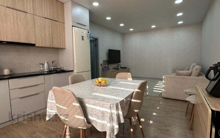 3-комнатная квартира · 71 м² · 11/12 этаж, Абая 165/1 за 80 млн ₸ в Алматы, Алмалинский р-н — фото 18