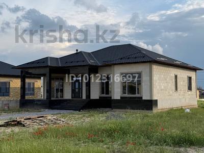 Отдельный дом · 5 комнат · 272 м² · 8 сот., ул. Сазсырнай 83 за 38 млн ₸ в Шымкенте, Абайский р-н