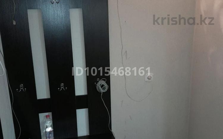 1-бөлмелі пәтер · 32 м² · 4/5 қабат, Курмангазы 163 — Напротив магазина Школьник, бағасы: 100 000 ₸ в Уральске, мкр Школьник — фото 2