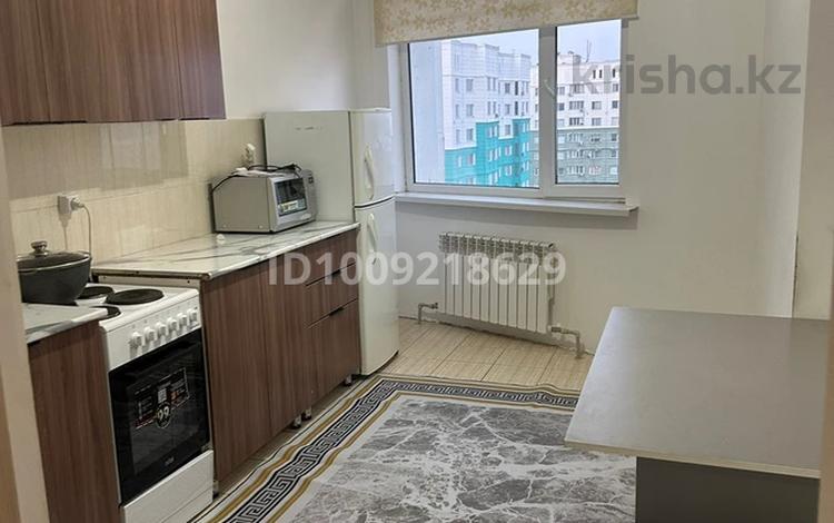 3-бөлмелі пәтер · 90 м² · 11/12 қабат, Жаңа қала 9 ул 40/1 — Акимат, бағасы: 150 000 ₸ в Туркестане — фото 2