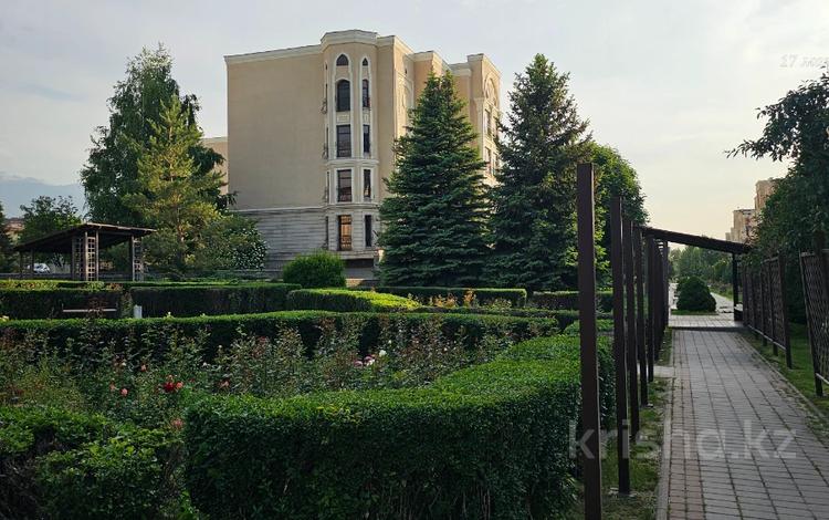 1 комната · 200 м² · 3/4 этаж, мкр Мирас 53–64 за 300 000 ₸ в Алматы, Бостандыкский р-н — фото 21