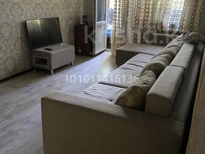 3-бөлмелі пәтер · 61 м² · 2/5 қабат, Жарокова 97 — Жарокова/Абая, бағасы: 59.9 млн ₸ в Алматы, Алмалинский р-н
