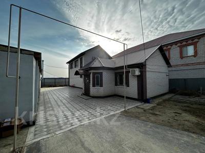 Отдельный дом • 4 комнаты • 204.4 м² • 13.2 сот., Тумарлы 11 за 75 млн 〒 в Атырау