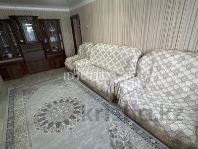 4-комнатная квартира · 61.2 м² · 2/5 этаж, Майкудук, 15й микрорайон за 13 млн 〒 в Караганде, Алихана Бокейханова р-н