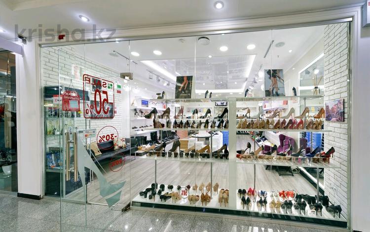 Магазин женской обуви, 70 м² за 62 млн 〒 в Астане, р-н Байконур — фото 2