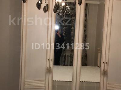 2-комнатная квартира · 68 м² · 7/9 этаж, мкр Юго-Восток, Мкр Гульдер 1 12 за 300 000 ₸ в Караганде, Казыбек би р-н