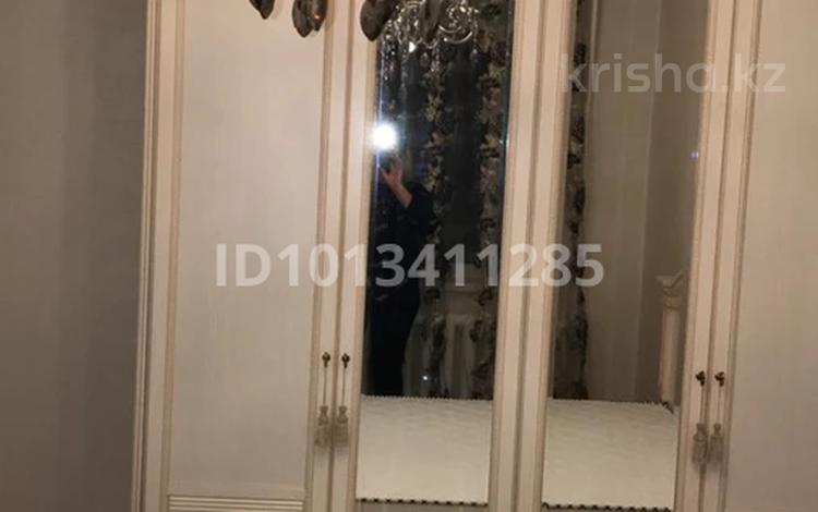 2-комнатная квартира · 68 м² · 7/9 этаж, мкр Юго-Восток, Мкр Гульдер 1 12 за 300 000 ₸ в Караганде, Казыбек би р-н — фото 8