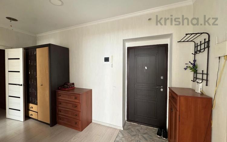 1-бөлмелі пәтер · 60.7 м² · 3/5 қабат, Алтын орда ш/а., бағасы: 24.5 млн ₸ в Актобе, мкр. Алтын орда — фото 2