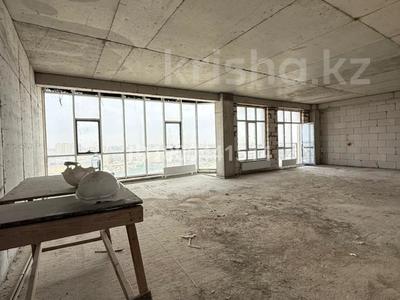 3-комнатная квартира · 92 м² · 11/16 этаж, 15-й мкр 74 за 33 млн 〒 в Актау