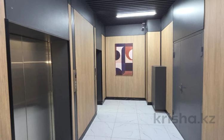 3-бөлмелі пәтер · 64 м² · 5/12 қабат, Си Синхая 17, бағасы: 53 млн ₸ в Алматы, Бостандыкский р-н — фото 2